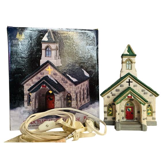Holiday Expressions - Vintage Christmas Lighted Village House Porcelain Church - Picture 1 of 7